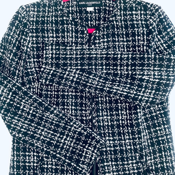 Black & White Tweed Coat - Fully Lined - Gorgeous Excellent Condition - Picture 14 of 16